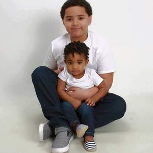 Meet your Posher, Deandre